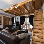 Appartement 3 Chambres Au Coeur De Courchevel 1850
