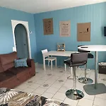 Abri Cotier-3 Etoiles-Vue Imprenable Sur Port De Plaisance