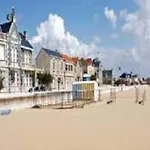 Studio-Terrasse 3* Bord De Mer Chatelaillon Plage