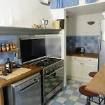 Tout Le Charme De L'Ancien Marseillais