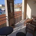 Studio Design Vue Port 2 Pas Des Canaux + Parking