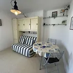 Studio Agreable A 20M De La Plage - 2 Personnes - Fr-1-224C-83