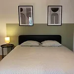Love Nest With Sea View In The Heart Of The Panier