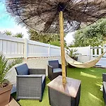 Rez De Jardin A 900M De La Plage