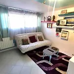 Quartier Hopitaux 5 Min Du Centre, Studio Coquet