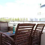 Appartement Cosy Avec Piscine Et Balcon, Proche Plage, La Rochelle - Fr-1-246-51
