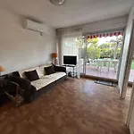 Appartement T2 6 Couchages Avec Jardin Prive Et Terrasse Au Grau-Du-Roi, A Deux Pas De La Mer - Fr-1-250-223