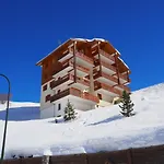 Duplex Skis Aux Pieds Avec Balcon Et Vue - Fr-1-344-729
