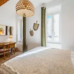 Ciotat Colada Beau Duplex Atypique A 50 M Du Port Classe 3 Etoiles