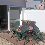Maison Chaleureuse Avec Piscine Chauffee