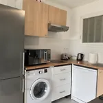 Appartement 2 Pieces Avec Climatisation, Parking, Proche Plage, Commerces Et Activites - Classe 3 Etoiles - Fr-1-338-426