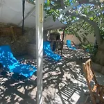A L'Ombre Du Figuier ! Maisonnette Jardin / Parking / Proche Mer
