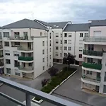 Charmant T2 Avec Balcon, Parking Et Acces Plage - Les Sables D'Olonne - Fr-1-325-110