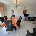 Appartement T3 Climatise, 2 Chambres, Balcon, Parking, Proche Plage, Lave-Linge - Fr-1-702-22