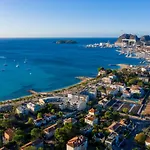 Apartment Les Hauts De Fonsainte By Interhome