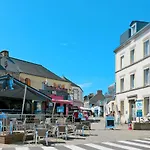 Apartment Les Oceanes By Interhome