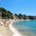 Apartment Les Cypres By Interhome