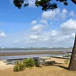 Holiday Home Indigo-Vue Mer Et Piscine Chauffee By Interhome