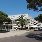 Appartement T2 A 100M Du Marche Central Et 500M De La Plage A Royan - Fr-1-71-53