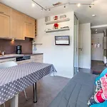 Studio Moderne Avec Parking Couvert A 10 Min Du Centre, Balcon Sud/Est, Non-Fumeur, Animaux Acceptes - Fr-1-694-191