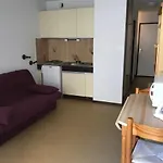 Studio Cabine Avec Piscine, Plage A 50M, Parking Prive, Commerces A 400M - Fr-1-81-339