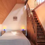 Lovely Home In Perros-Guirrec With Wifi