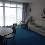 Grand Studio Vue Mer Dans Residence Des 3 Iles Pres De La Thalasso