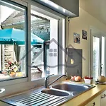 Localise - M3A La Maison Du Pecheur Au Guilvinec - Chambres Vue Mer - A 20M De La Mer Situee A La Pointe De Men Meur - Tout A Pied, Plage, Port, Centre, Commerces, Marche - Wifi Inclus - Linge De Lit Inclus - Jardin Clos - En Option , Menage Et Servi
