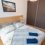 Joli T2 Tout Equipe Quartier Pieton Par Groom*