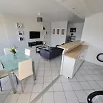 Grand Appartement Lumineux