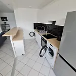 Grand Appartement Lumineux