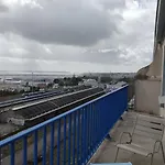 Magnifique Appartement Dernier Etage Avec Terrasse En Centre Ville, Vue Mer Panoramique