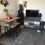 Appartement T2 27M² Meuble, Vue Mer A 50M De La Plage