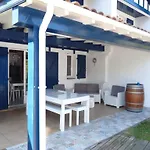 Maison Mitoyenne Jardin Piscine Tennis