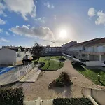 Appartement 3 Pieces Avec Balcon, Piscine Collective Et Parking Proche Ocean A Saint-Hilaire-De-Riez - Fr-1-224C-250
