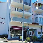 Studio Centre-St Palais Avec Terrasse Et Garage, Proche Plages Et Attractions - Fr-1-550-28