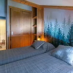 Appartement Elegant Avec Cheminee Et Balcon, Aux Pieds Des Pistes Et Au Coeur De Val-D'Isere - Fr-1-694-138