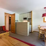 Appartement Haut De Gamme Avec Wifi, Parking Et Balcon, Au Pied Des Pistes A Val-D'Isere - Fr-1-694-151