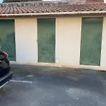 Chez James