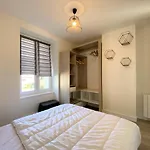 Appartement Renove 5 Personnes Avec Balcon Au Centre De Perros-Guirec - Fr-1-368-382