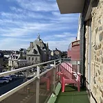 Appartement Renove 5 Personnes Avec Balcon Au Centre De Perros-Guirec - Fr-1-368-382