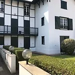 Grand Studio A 400M De La Plage D'Erromardie Avec Parking - Saint-Jean-De-Luz - Fr-1-4-522