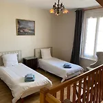 Maison Avec Jardin Et Parking, Au Centre D'Etretat