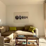 Soleil Et Detente A Meze : Bel Appartement Proche Plage Avec Terrasse Et Jardin - Fr-1-604-36