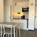 Appt 2 Pieces, 4 Pers, Terrasse, Piscine, Parking, Proche Plage - Gruissan - Fr-1-229-859