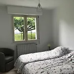 Hendaye - 2 Pieces Avec Parking Centre-Ville