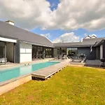 Holiday Home Villa Noalou - Rhu353 By Interhome