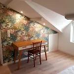 Jolie Suite De 28M² - La Hume Centre