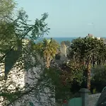 Grande Maison En Plein Coeur Du Bourg Au Calme Avec Jardin Clos, Commerces Port Et Plage A Pied