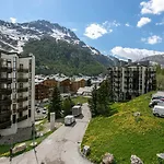 Elegant 3 Pieces Renove Avec Balcon, Coeur De Val-D'Isere, Proche Commodites - Fr-1-694-1